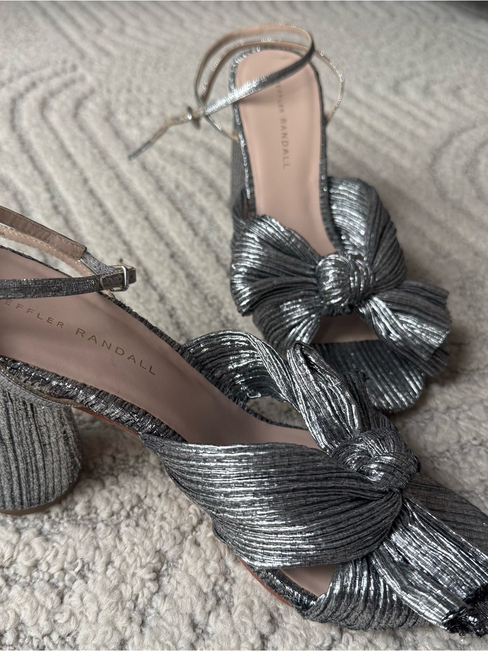 Loeffler Randall Camellia Pleated Bow Heel Platinum Metallic Size 10 Worn Once